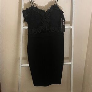 Elegant Black Lace Dress